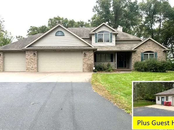 W5197 Southview Dr, Necedah, WI 54646