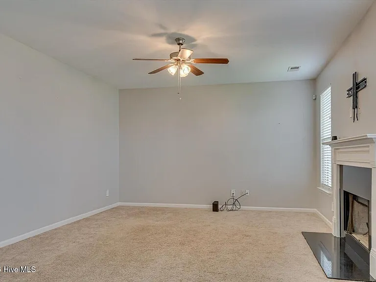 2609 Leland Dr — Photo 13