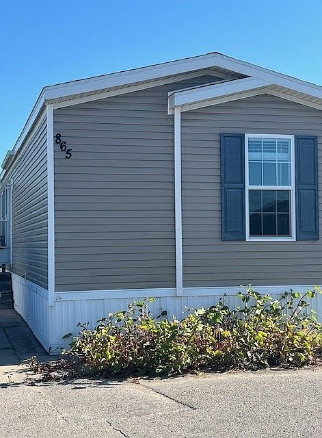 1st image of 865 Briar Hill Ln #44