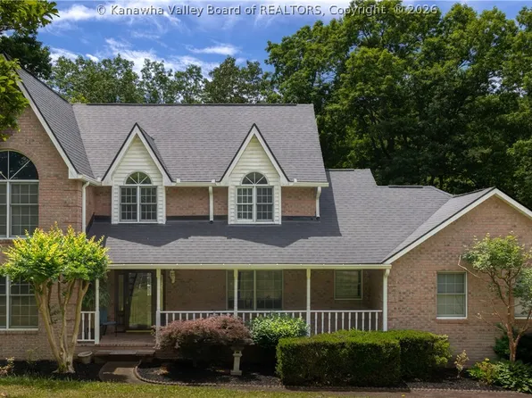 1039 Shawnee Trl, Elkview, WV 25071