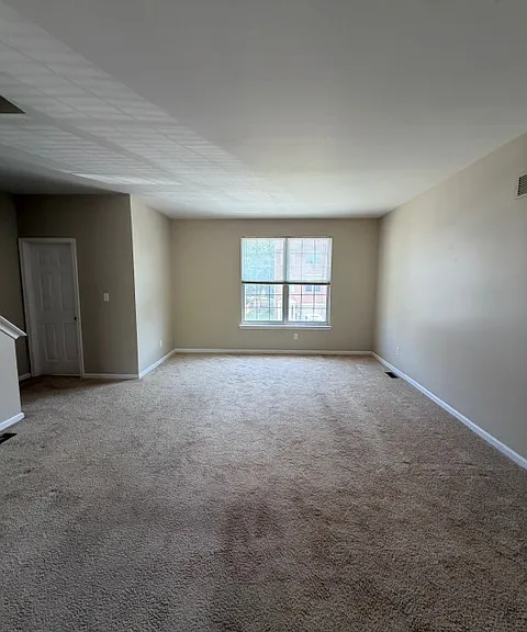 34 Carrick Ln #1 — Photo 16