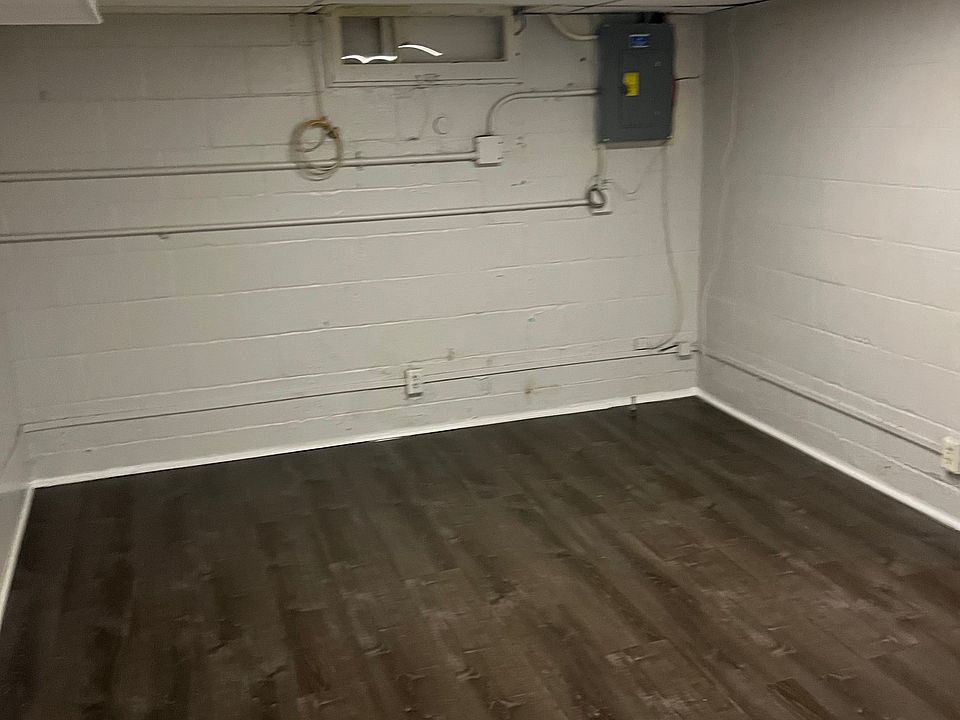 1st image of 6706 N 52nd St