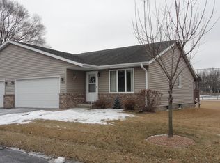 1026 Whispering Winds Pl, Onalaska, WI 54650
