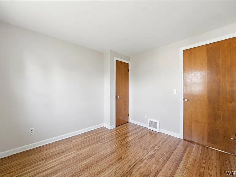 66 Cleveland Dr — Photo 28