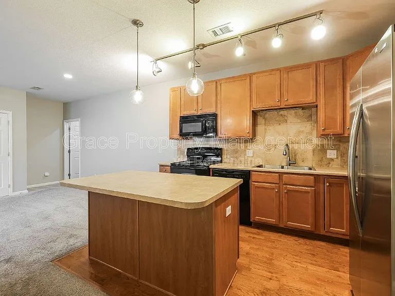 9370 Las Ramblas Ct #M — Photo 5