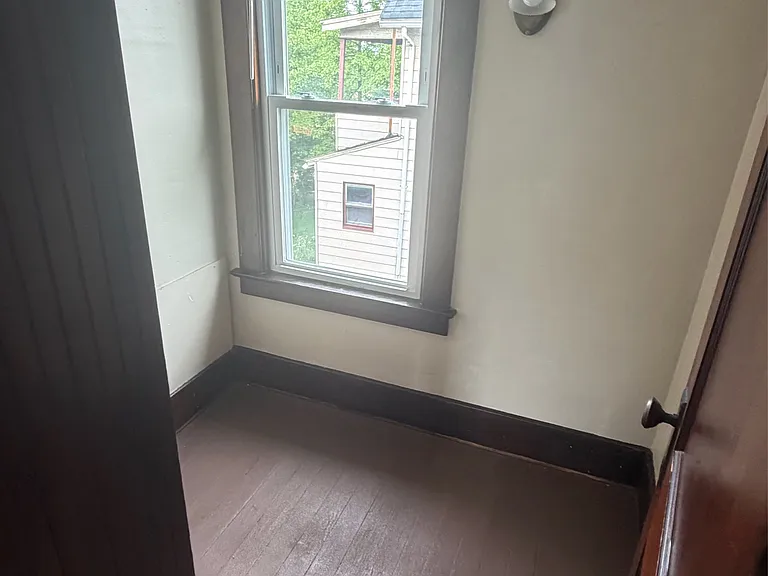 316 Bonnie Brae Ave SE — Photo 10