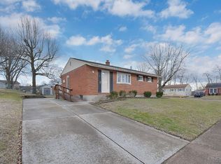 5 Dayspring Dr, Hamilton, OH 45015