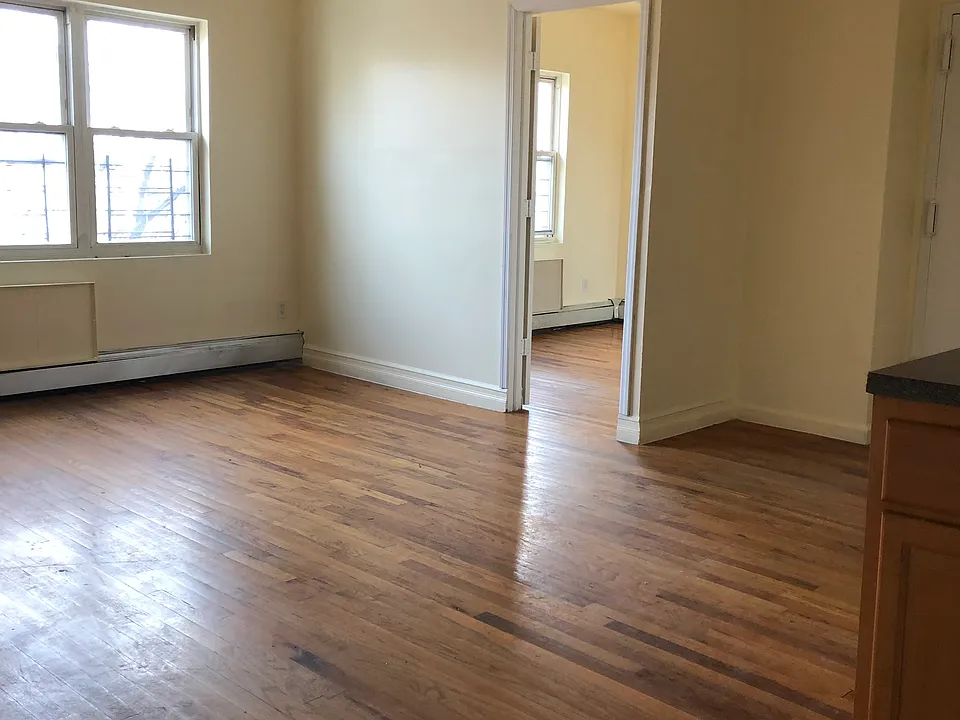 1165 Longfellow Ave #3