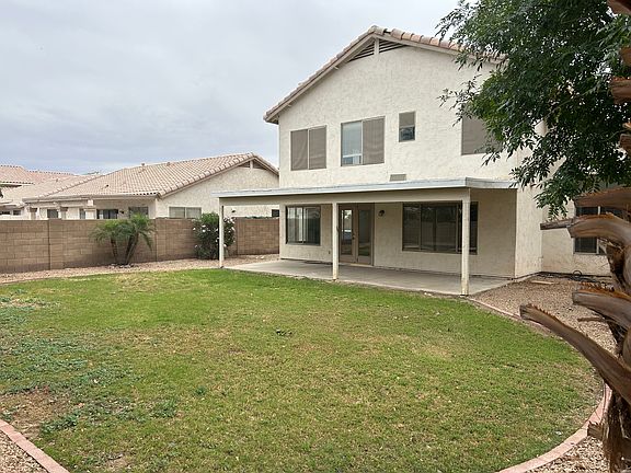 2nd image of 1120 W Canary Way