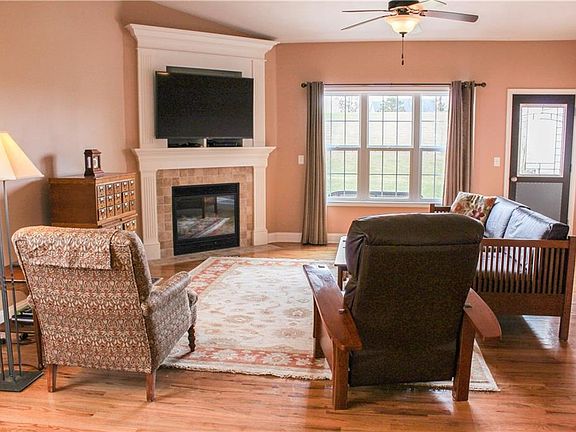 4th image of 139 Gadwall Ln