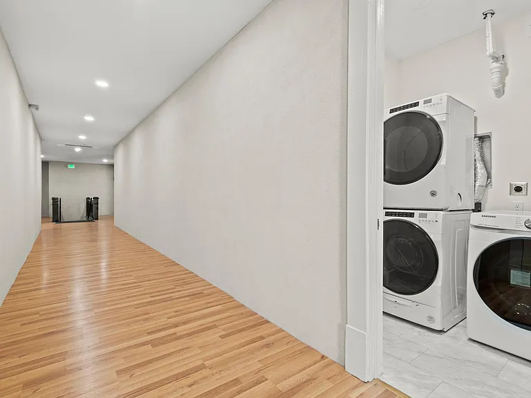 309 S Dewey Ave #F — Photo 9