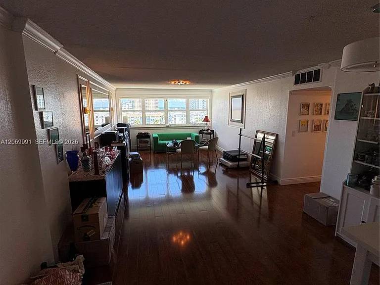 111 Golden Isles Dr #F2 — Photo 3