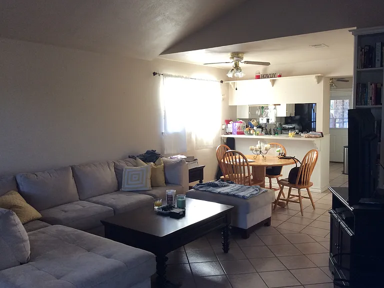 1206 Elm Ct — Photo 5