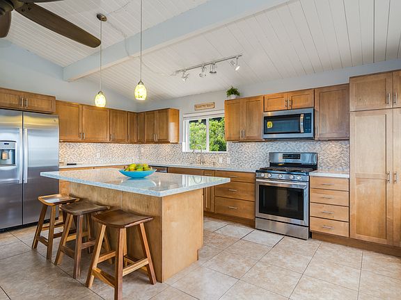 2nd image of 73-1329 Awakea St