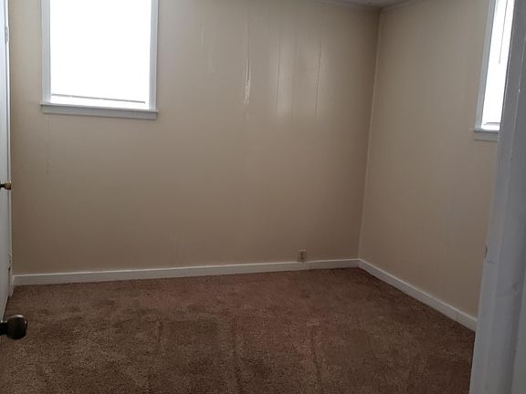 1st bedroom