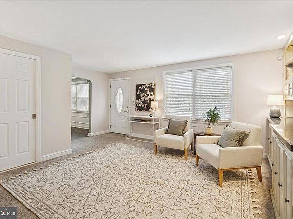 4th image of 114 Earlington Rd