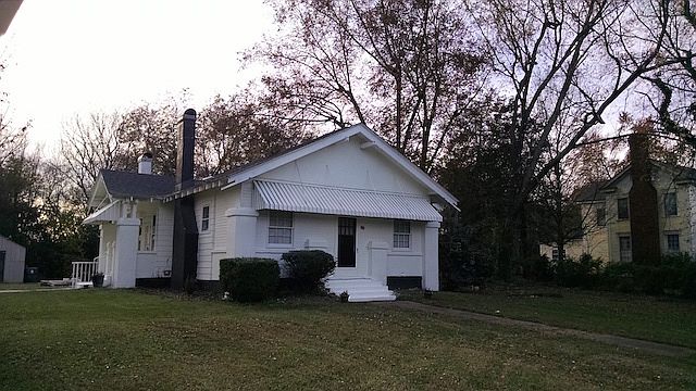 1st image of 411 Goshen St