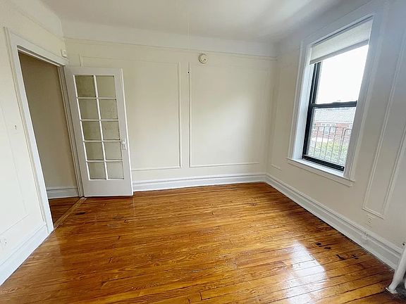 3rd image of 36-25 30th St #3F