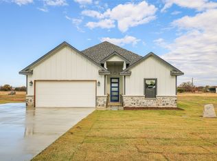 900 Kite Rd, Mineral Wells, TX 76067
