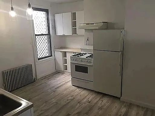 264 Driggs Ave #1R — Photo 3