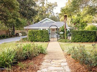 703 Mosley Ave, Ocean Springs, MS 39564