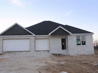 4790 Cowboy St, Springdale, AR 72762