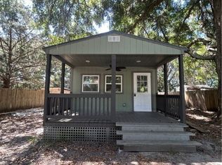 9300 W Tonto Dr, Crystal River, FL 34428