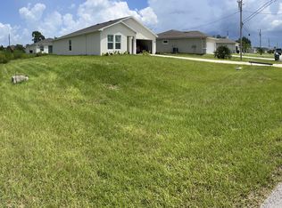 4013 NE 19th Pl, Cape Coral, FL 33909