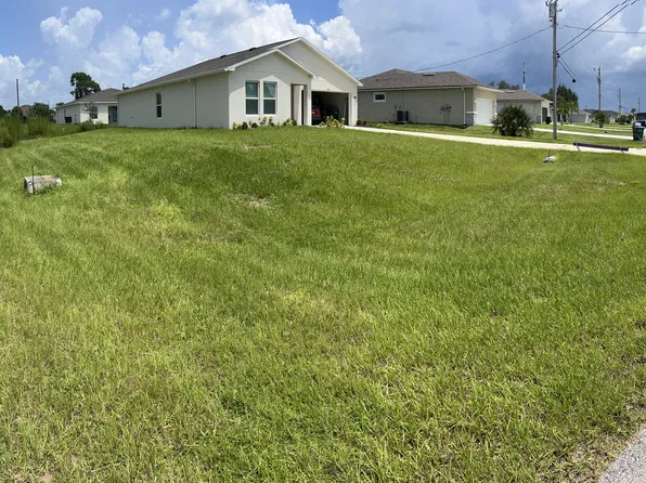 4013 NE 19th Pl, Cape Coral, FL 33909