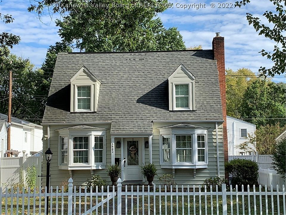 2nd image of 3902 Noyes Ave