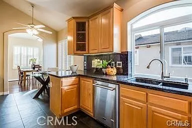 2113 Mathews Ave #A — Photo 14