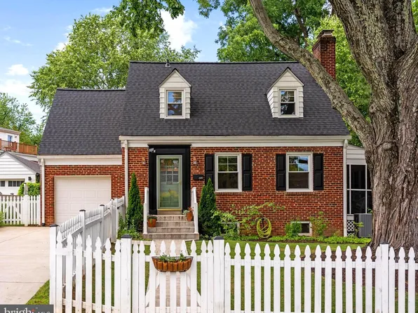 6119 Washington Blvd, Arlington, VA 22205