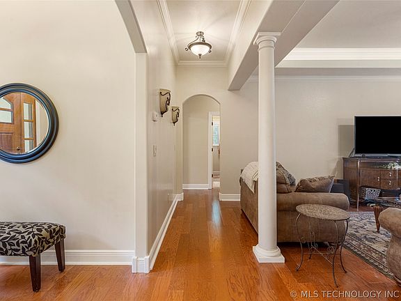 4th image of 13559 E 463rd Rd