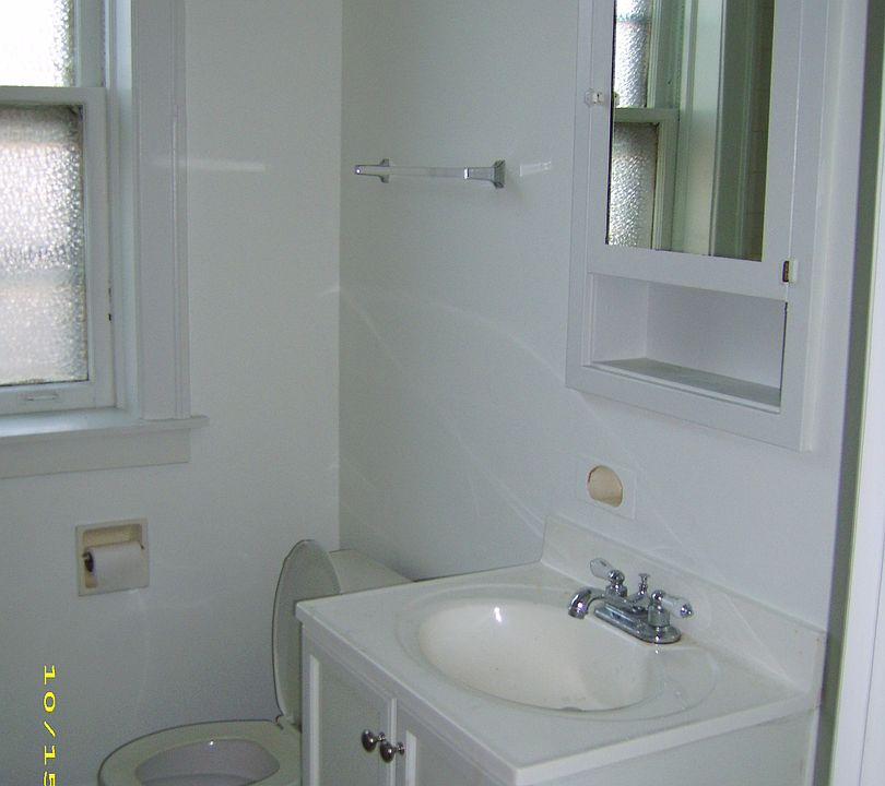 2nd image of 2542 E 78th St #3-E