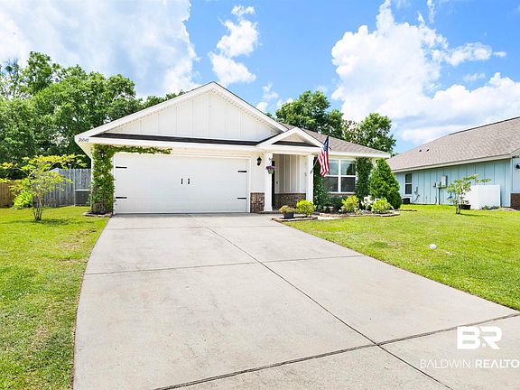 5th image of 26040 Gilmore Way