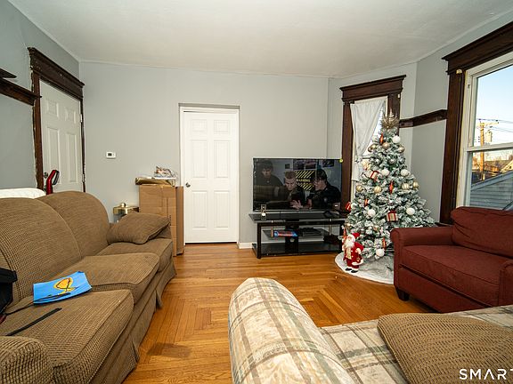 4th image of 88 Main Street