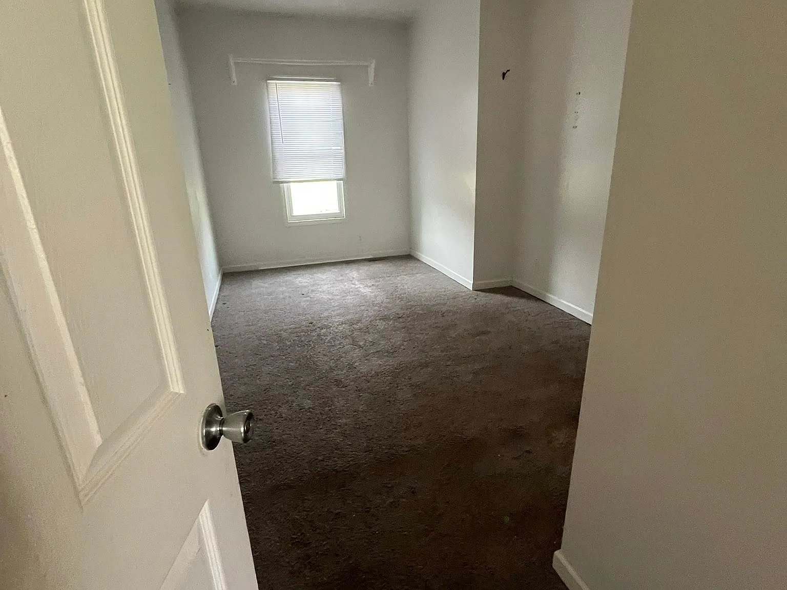 3 bed, 1168 sqft, $1,200 — Photo 3