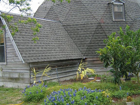 Backyard garden