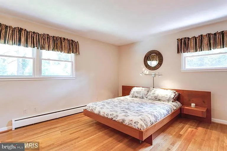 1036 Carper St — Photo 7