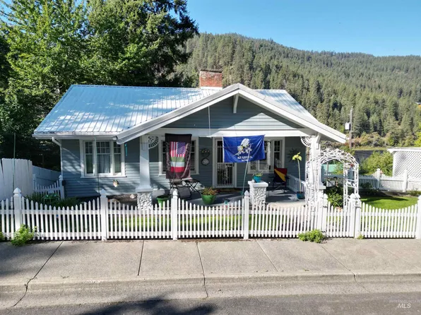 703 Johnson Ave, Orofino, ID 83544