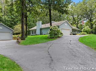 306 Sagamore Trl SE, Lowell, MI 49331