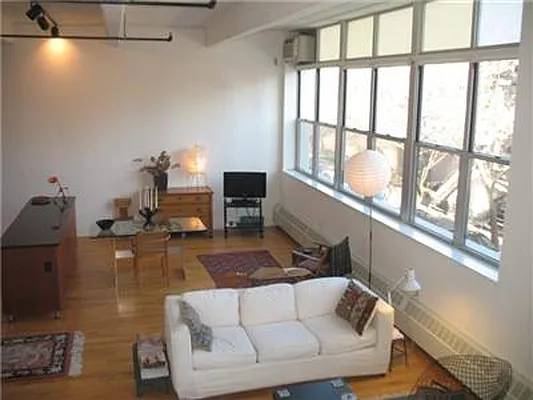Sold by Eychner | media 11