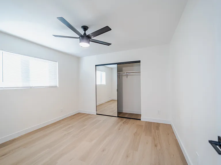 3681 Fairmount Ave #7 — Photo 6