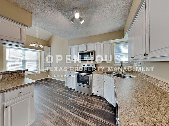 5th image of 4201 Valleywood Dr