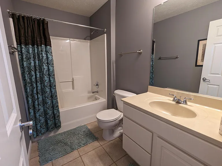 1196 Onyx Ln — Photo 16