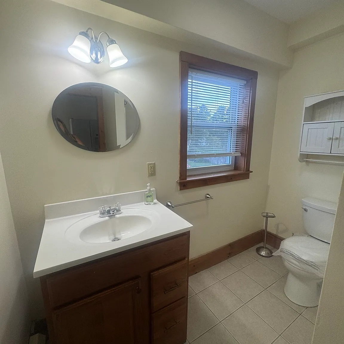 2 bed, 1.0 bath, 1040 sqft, $1,800 — Photo 3