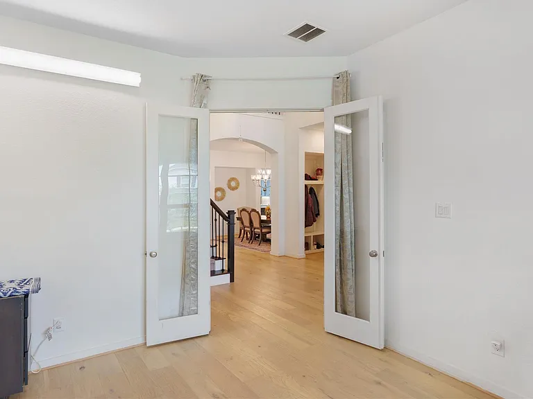 228 Lotti Ln — Photo 21
