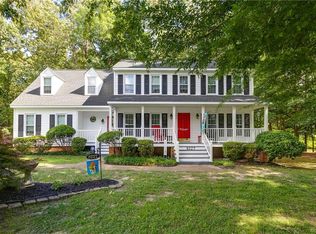 8227 E Meadowlake Rd, Hanover, VA 23111