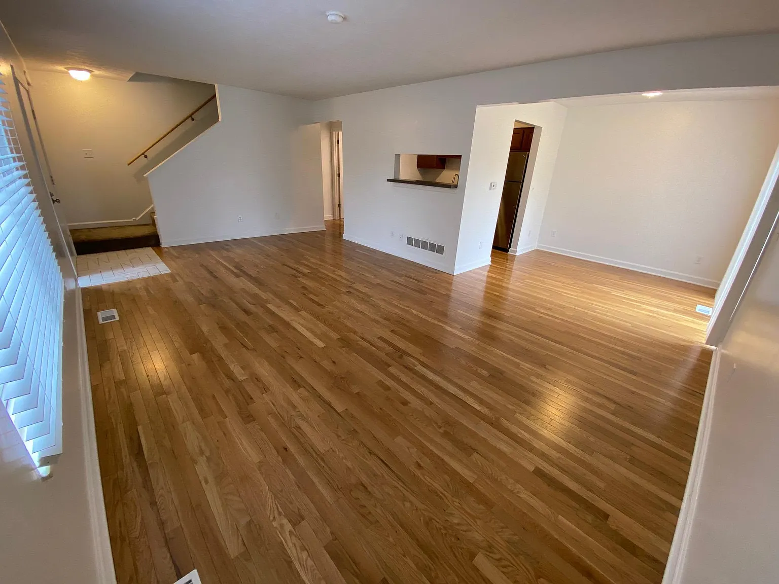 2 bed, 1206 sqft, $1,600 — Photo 2