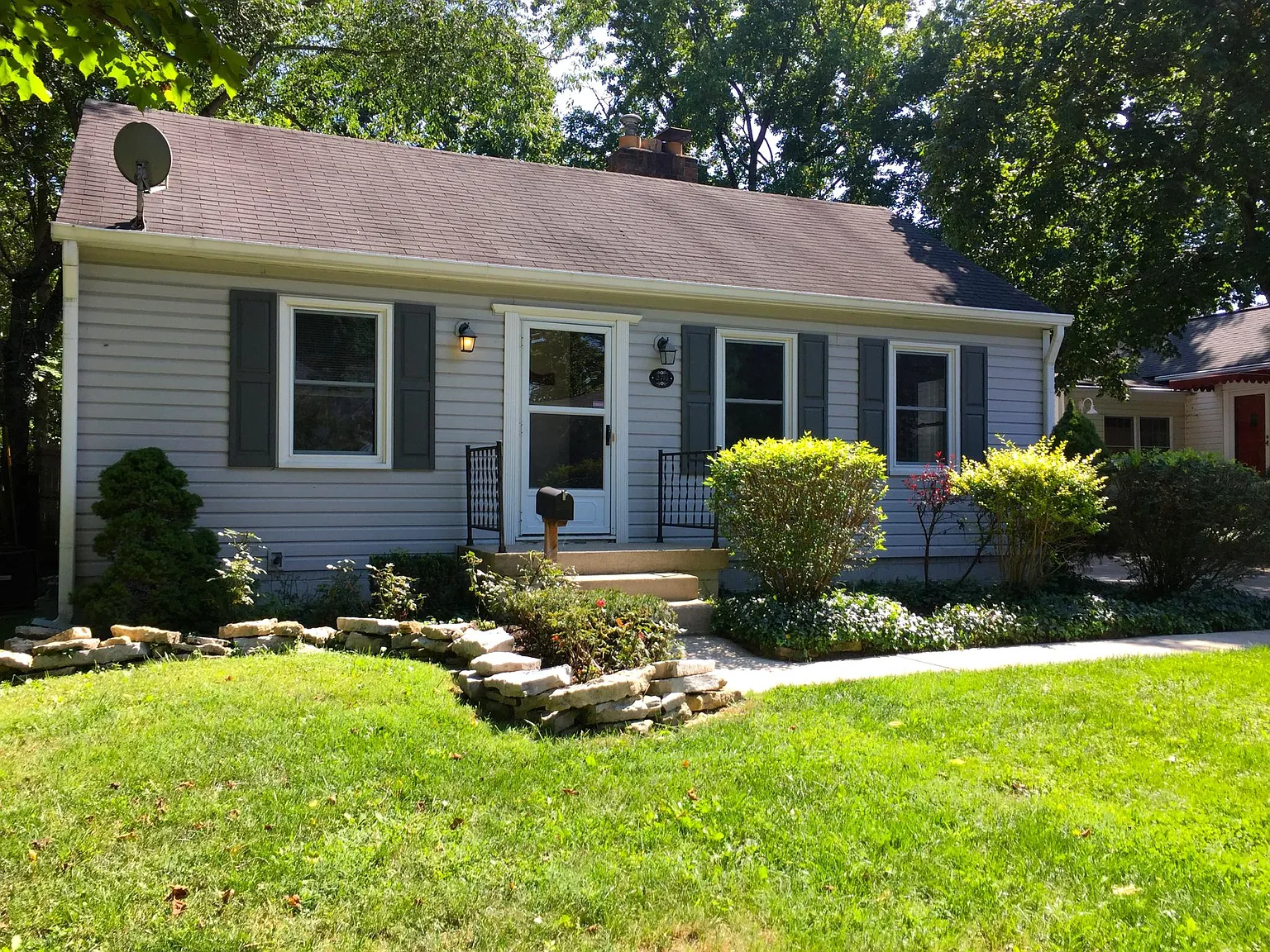 2715 E Northgate St photo 1